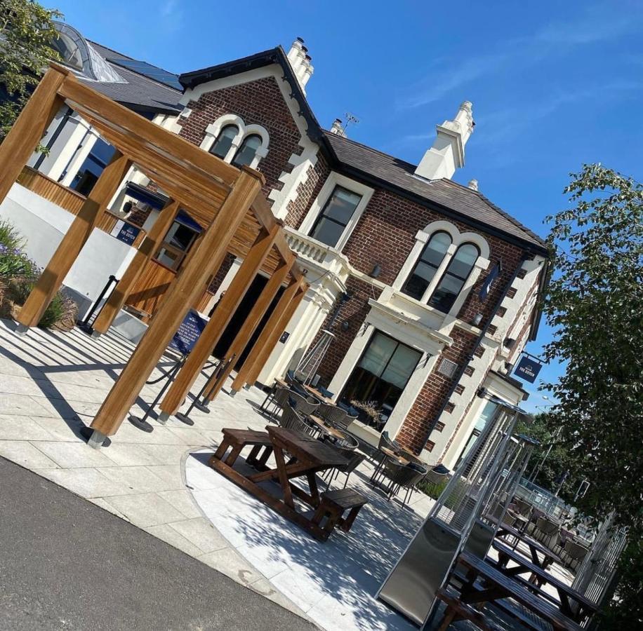 New Lisburn Road Apartment - Free Parking Belfast Kültér fotó